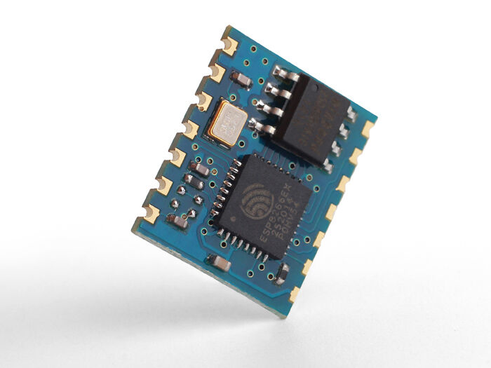 WiFi Serial Transceiver Module w& ESP8266-Medium